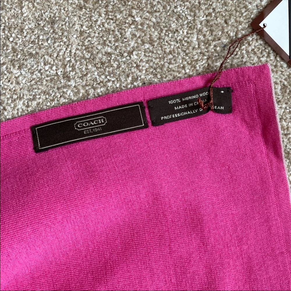 Coach merino wool logo scarf - Picture 3 of 4